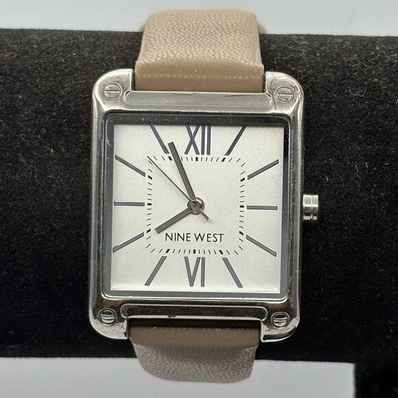 Vintage Brown Nine West Watch - Picture 1 of 5